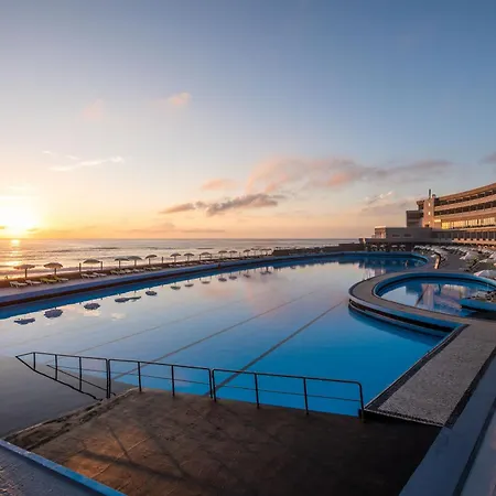 Hotel Arribas 4*